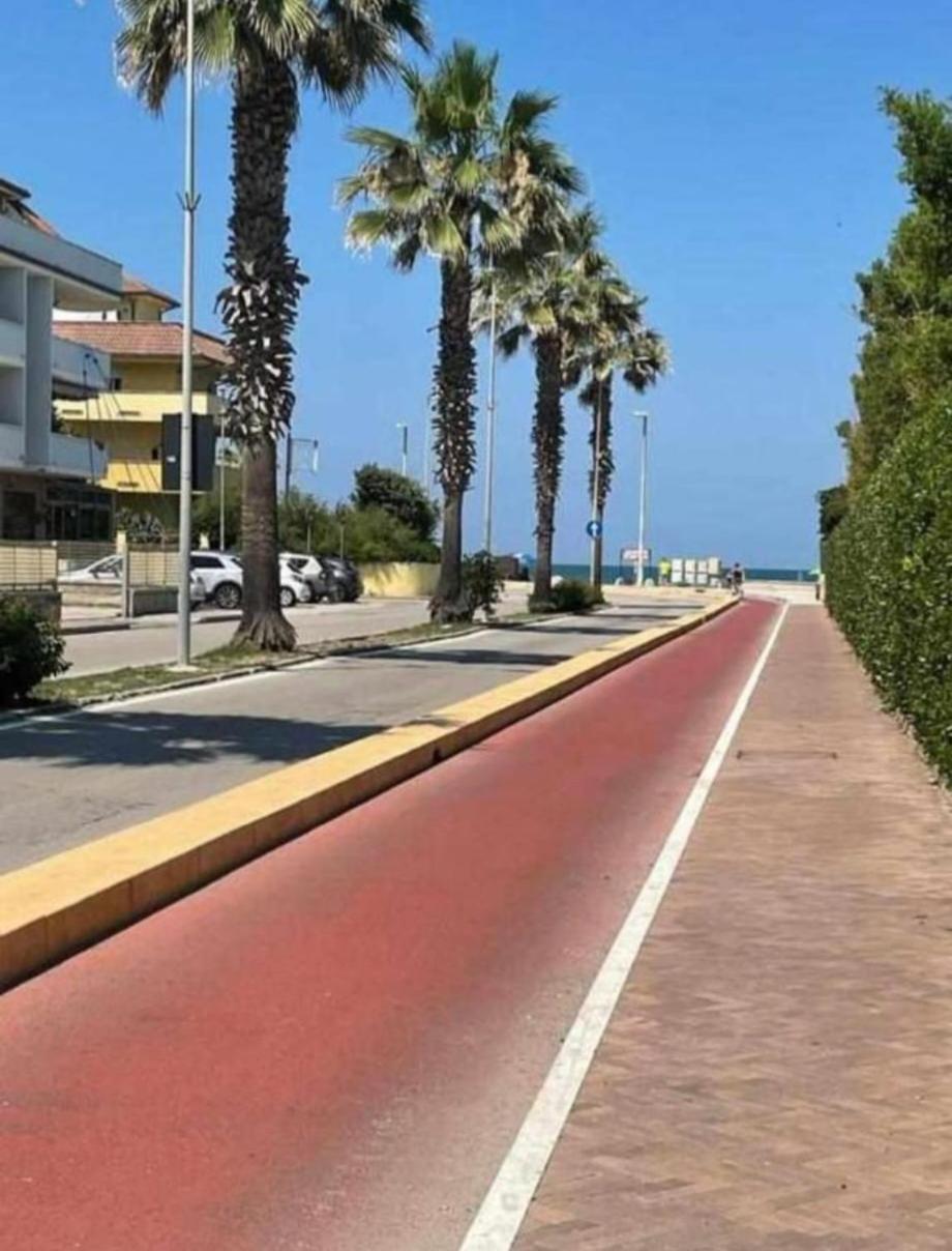Apartmán Ad Un Passo Dal Mare Porto SantʼElpidio Exteriér fotografie